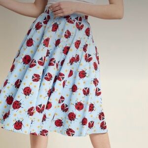 Adorable, Retro, high waisted skirt, in lady bug pattern.